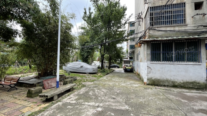 白云大道371号外景图