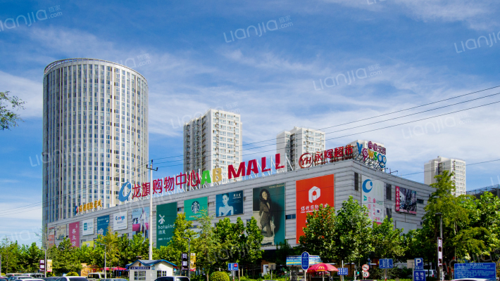 龙旗广场外景图