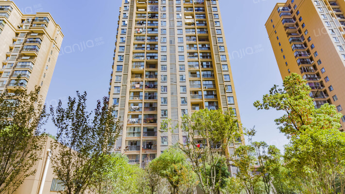 汉口湖畔三期外景图