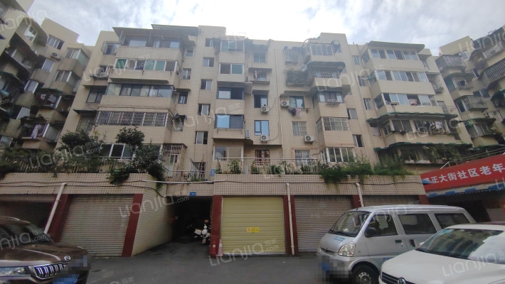 世发名居外景图