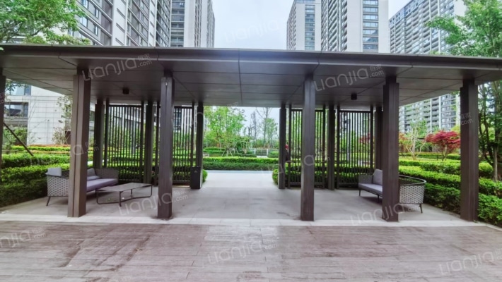 众安绿城南湖明月外景图