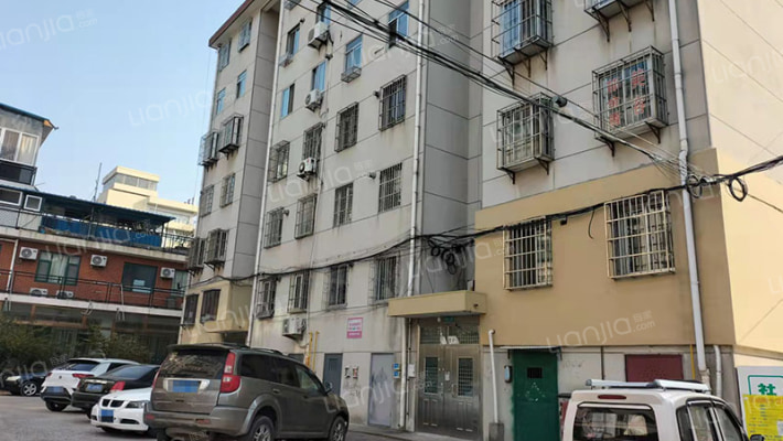 家具厂家属楼外景图