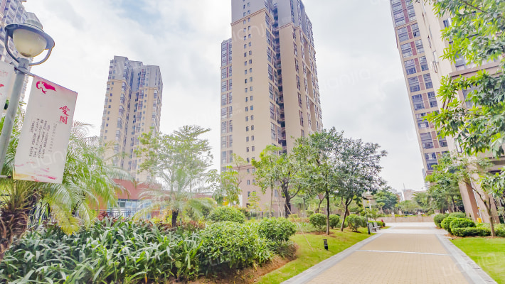 海悦香郡花园外景图