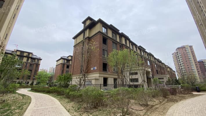 亿博隆河谷外景图