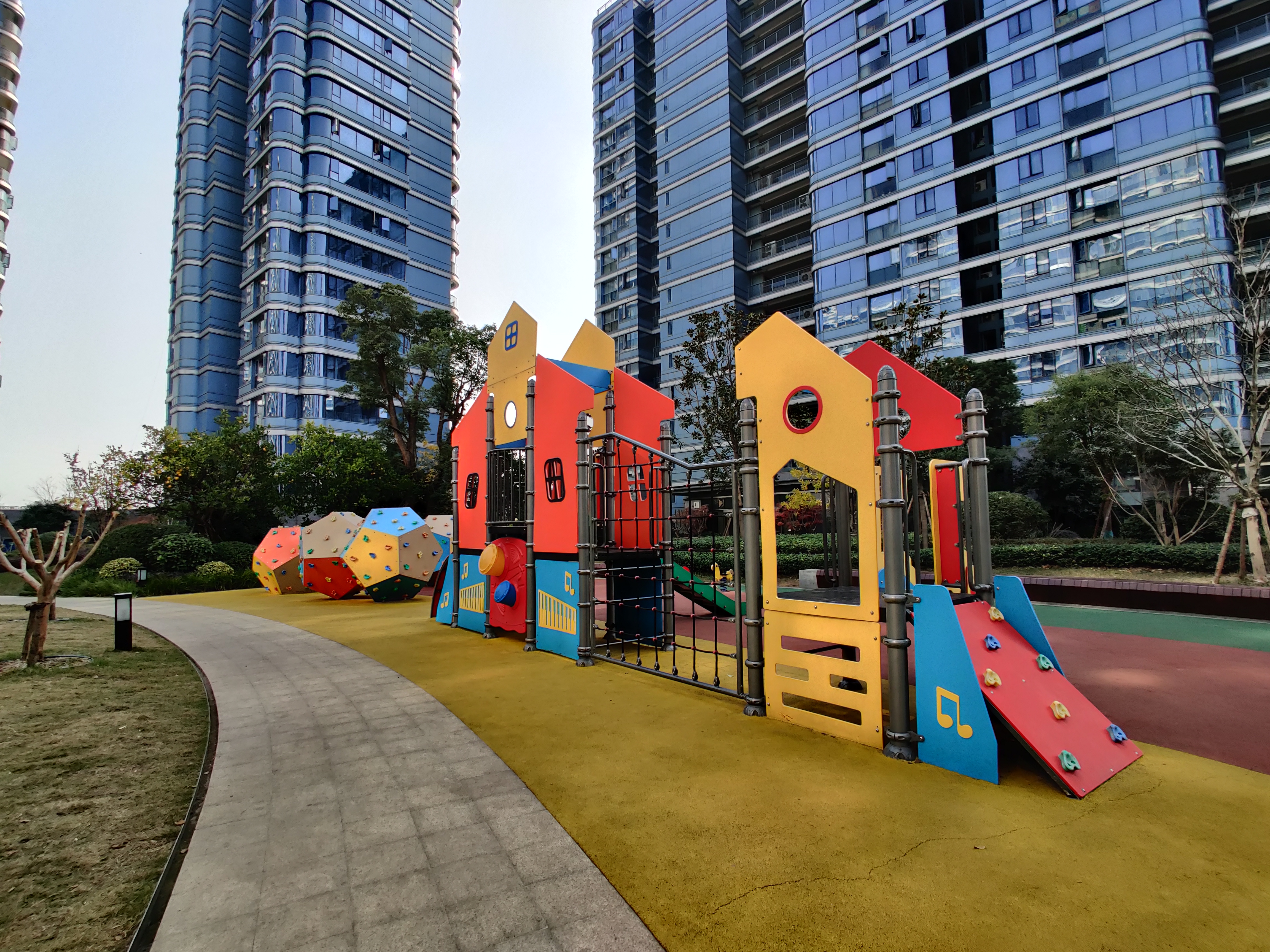 孔雀蓝轩小区实景 7