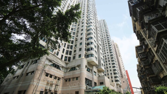 海连大厦外景图