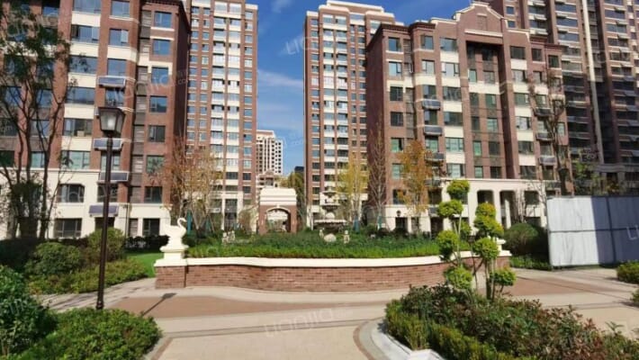 乐富强悦湖西岸外景图