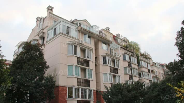 湖畔花园秋月苑外景图