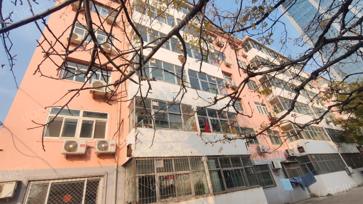 鹿泉中行宿舍外景图