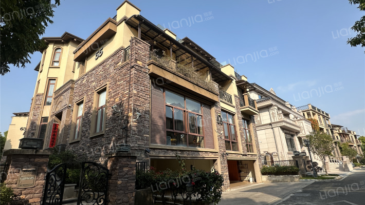 半岛1号四期外景图