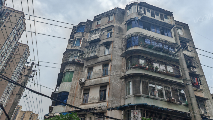 司法局宿舍外景图