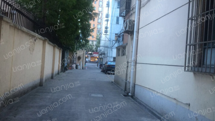 新路小区外景图