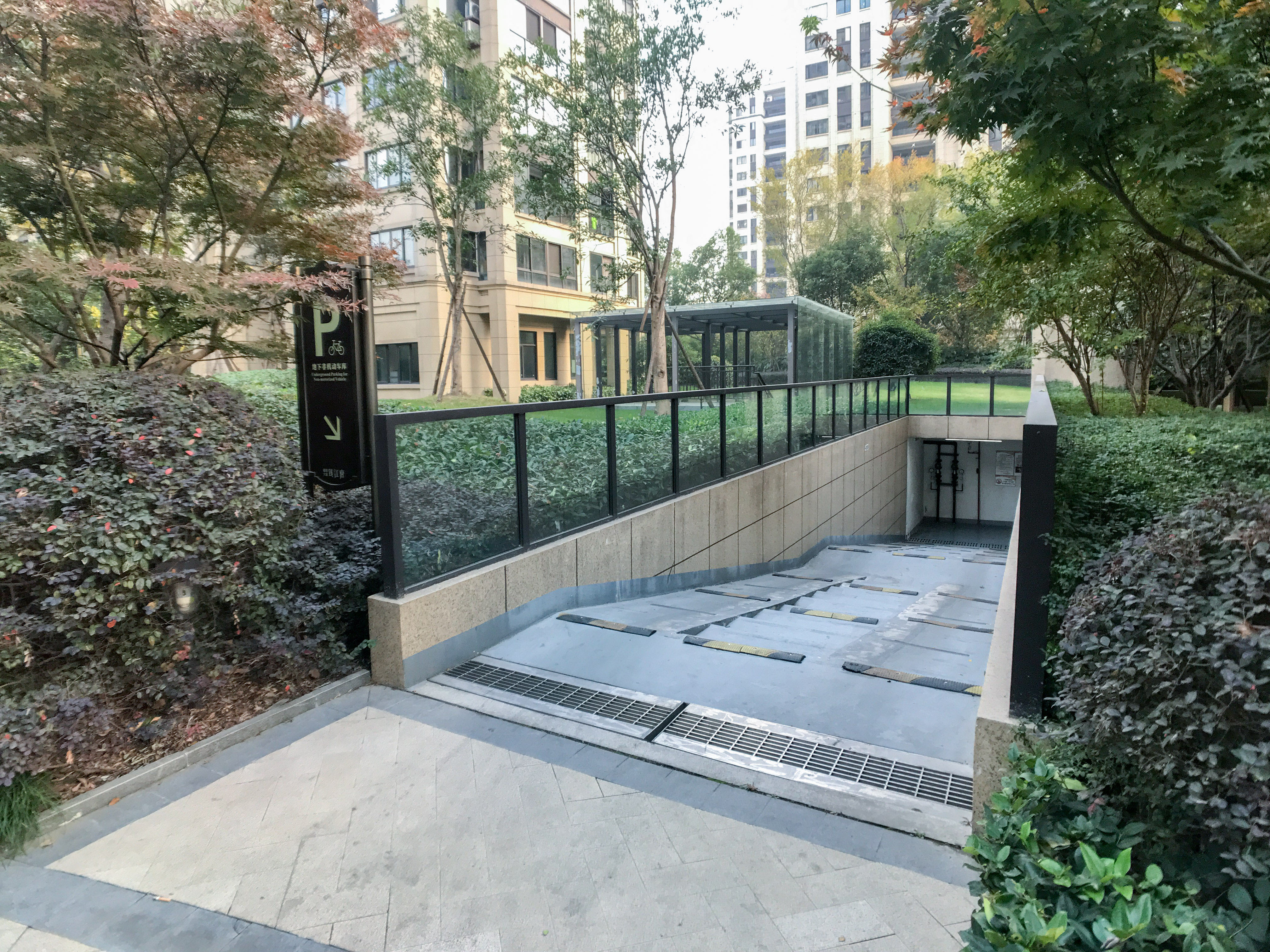 德信大家钱江府小区实景 53