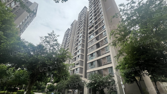 新怡华庭东区外景图