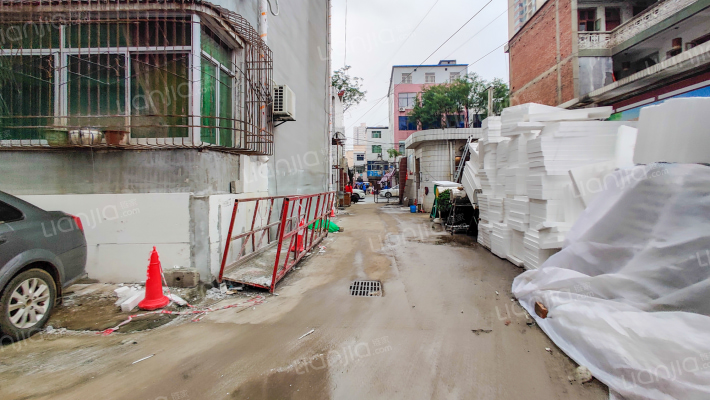 税务局小区外景图