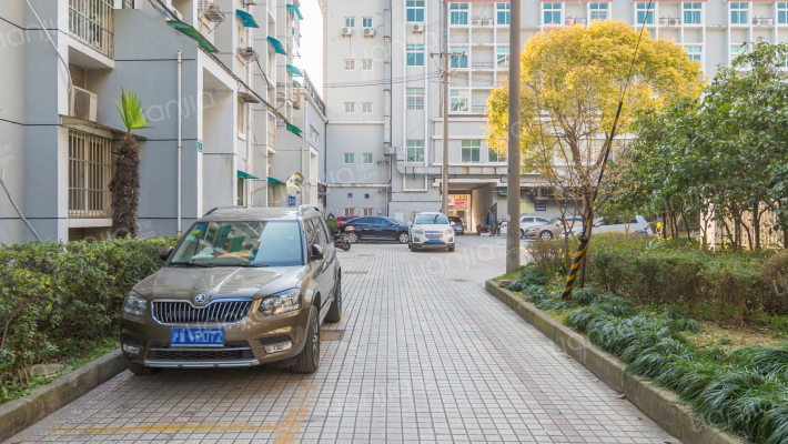 民富家园外景图