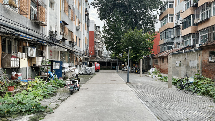 五街电信局宿舍楼外景图