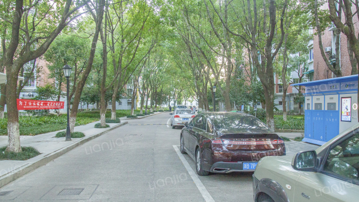 万里教师公寓外景图