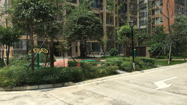 空港小院花语外景图