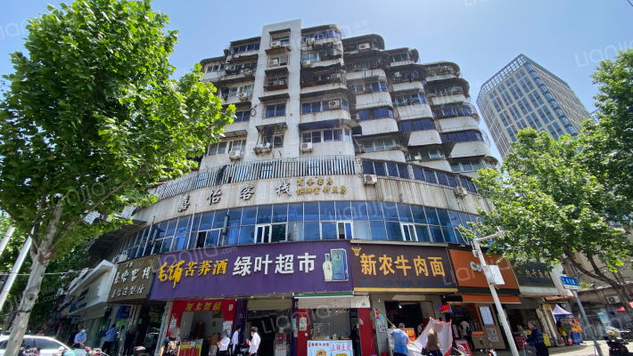 绿叶广场外景图