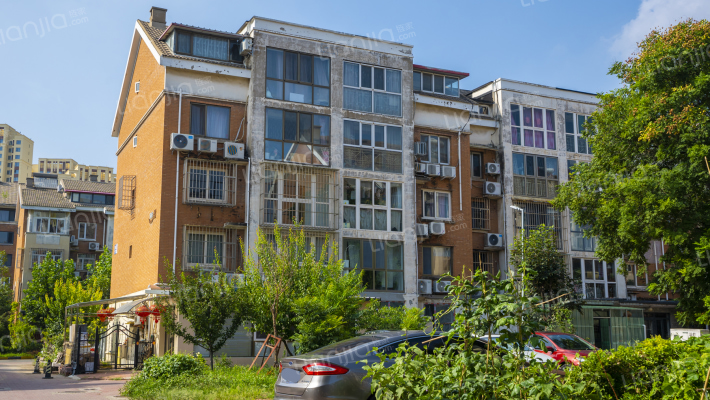 万科新城紫荆苑外景图