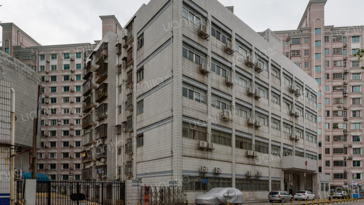 福田法庭住宅楼外景图