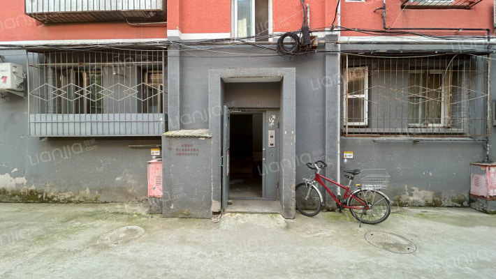 拱辰大街外景图