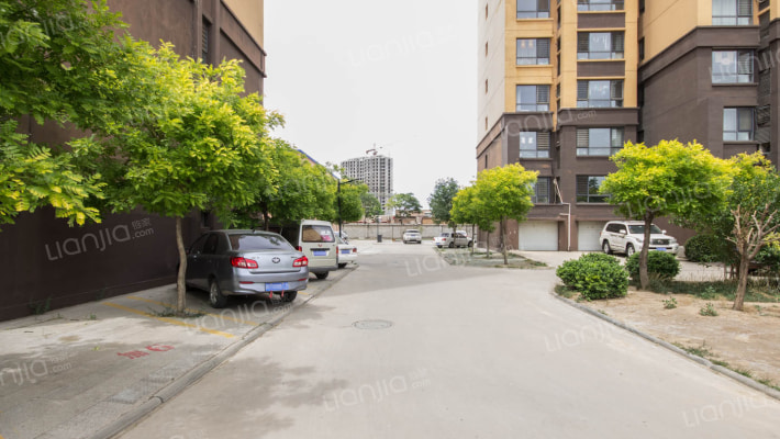 锦嘉花园外景图