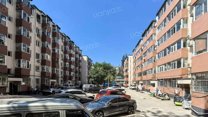 兴华中里外景图