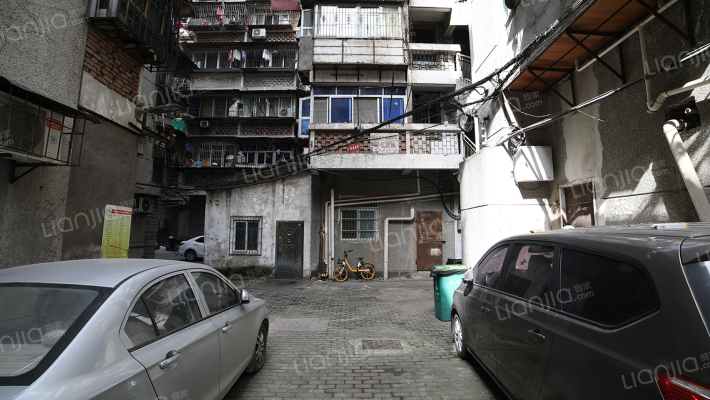 车站街辅仁社区外景图