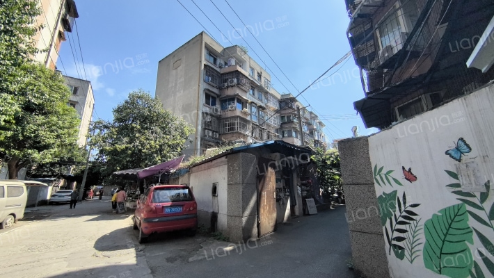 新鸿路119号外景图