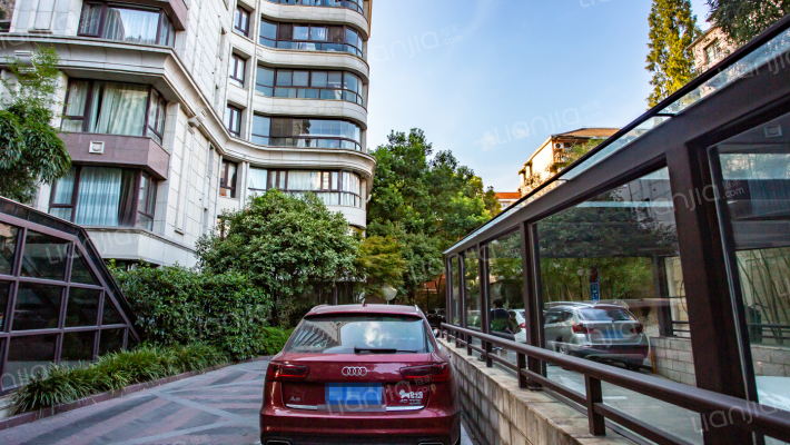 虹桥府邸外景图