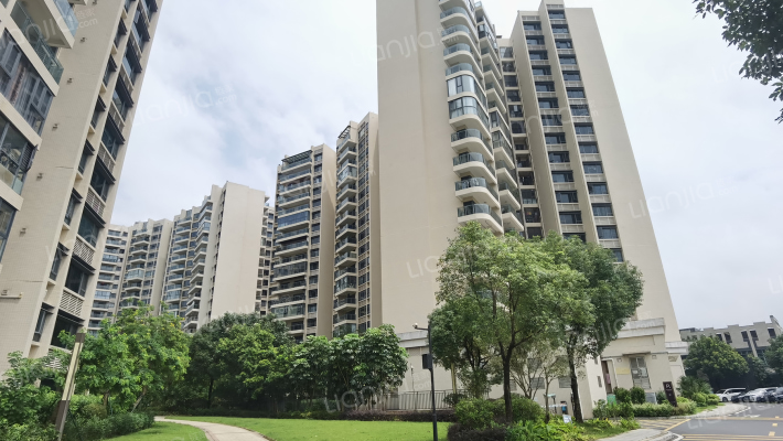 奥园莲峰圣境外景图