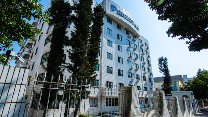 三中宿舍外景图