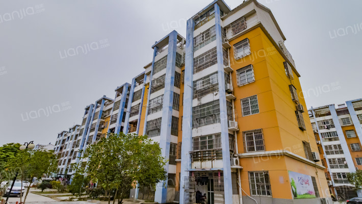 晨光花园外景图