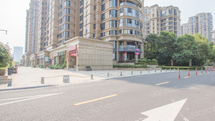 绿城皇冠花园一期外景图