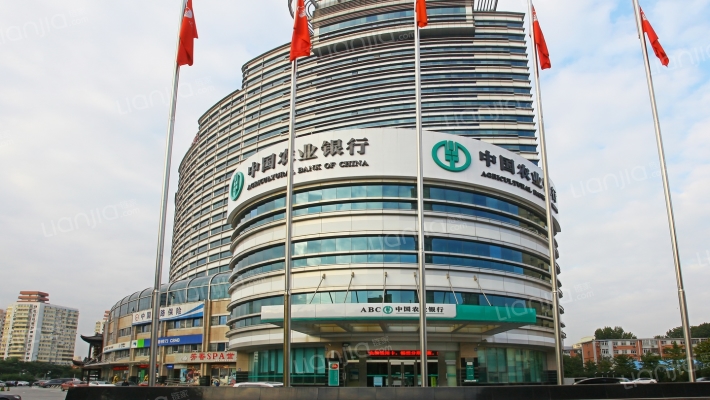 光耀东方峰会外景图