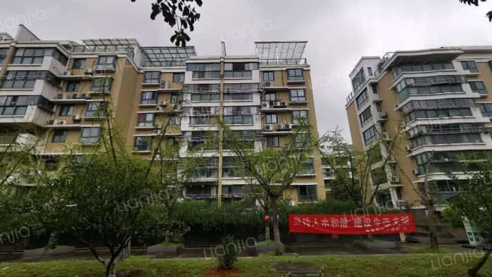 东山花苑外景图