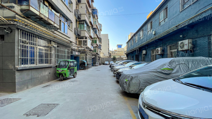 陕西省电子产品监督检验所家属院外景图