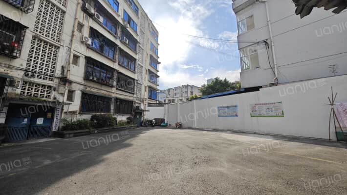 郫筒镇一环路东北段108号外景图