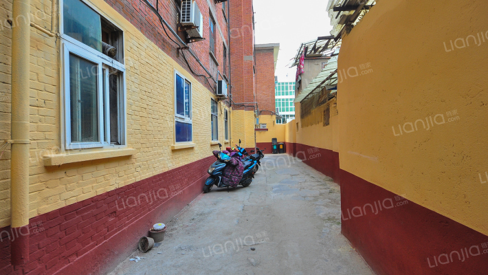 新郑市工业局家属院外景图