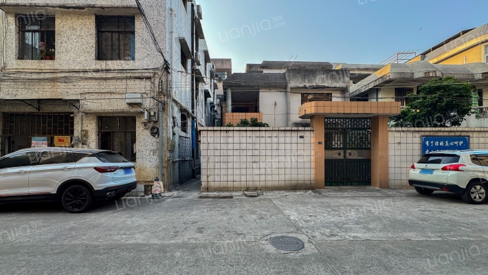 碧湖东街外景图