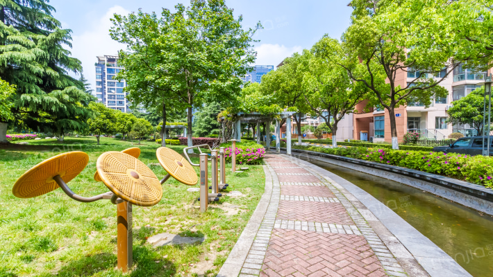 新港名城花园外景图