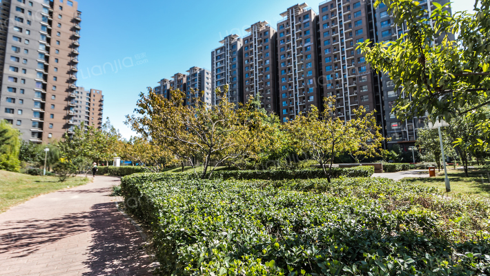 鸿业兴园二区外景图