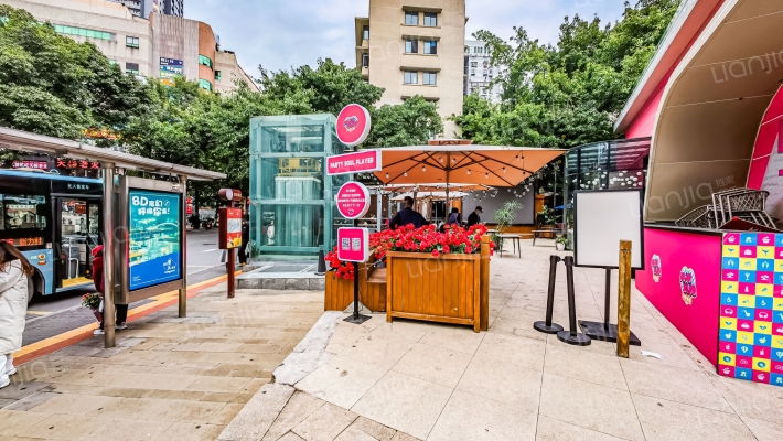 较场口78号外景图