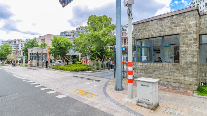 芳辰丽阳北园外景图