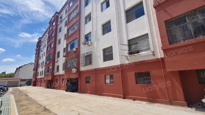 西冯村农民公寓外景图