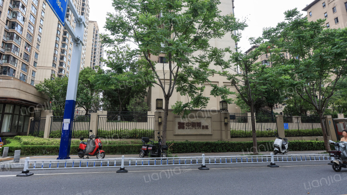 中海城B区外景图