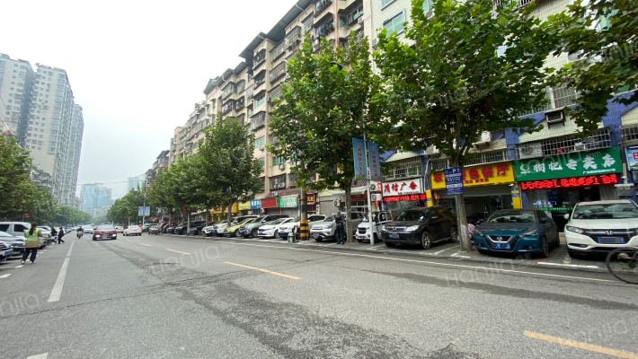 西城小学家属院外景图