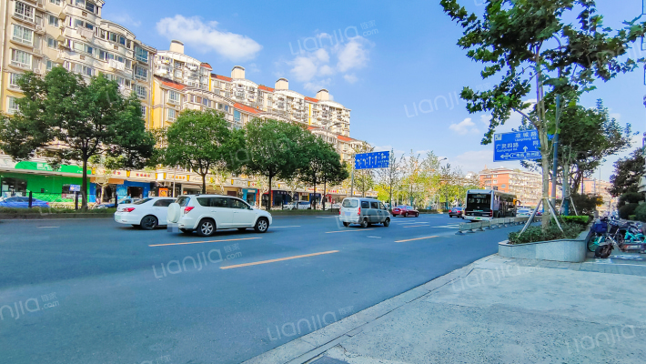 永巍公寓外景图